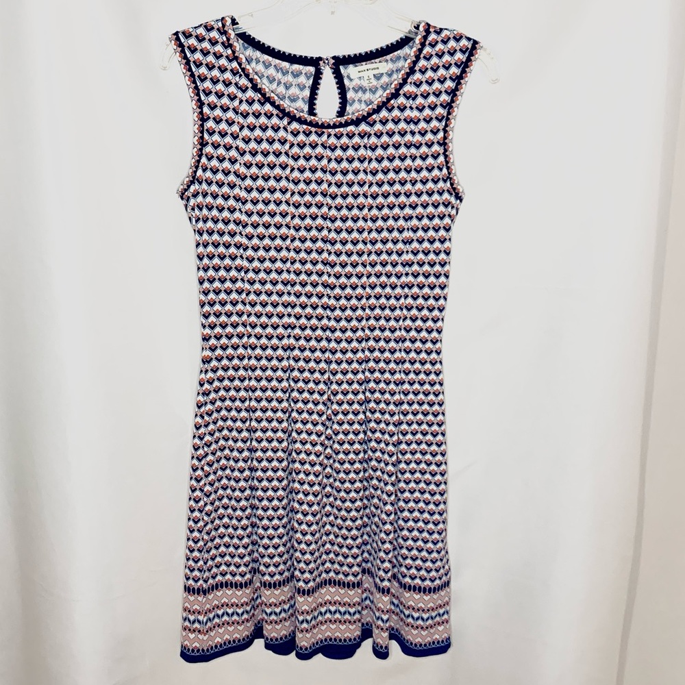 NWOT- Max Studio Sleeveless Patterned Dress